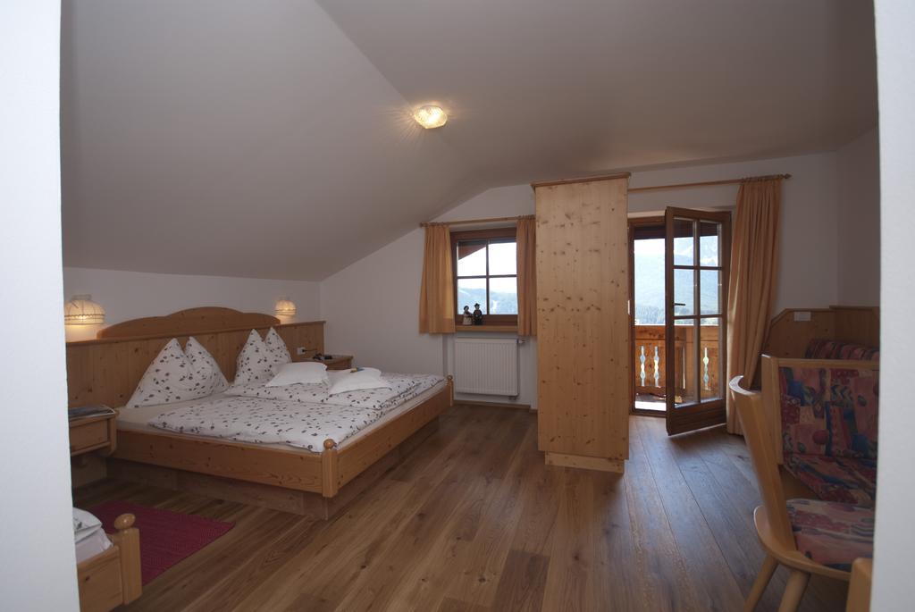 Galler Am Berg San Candido Room photo